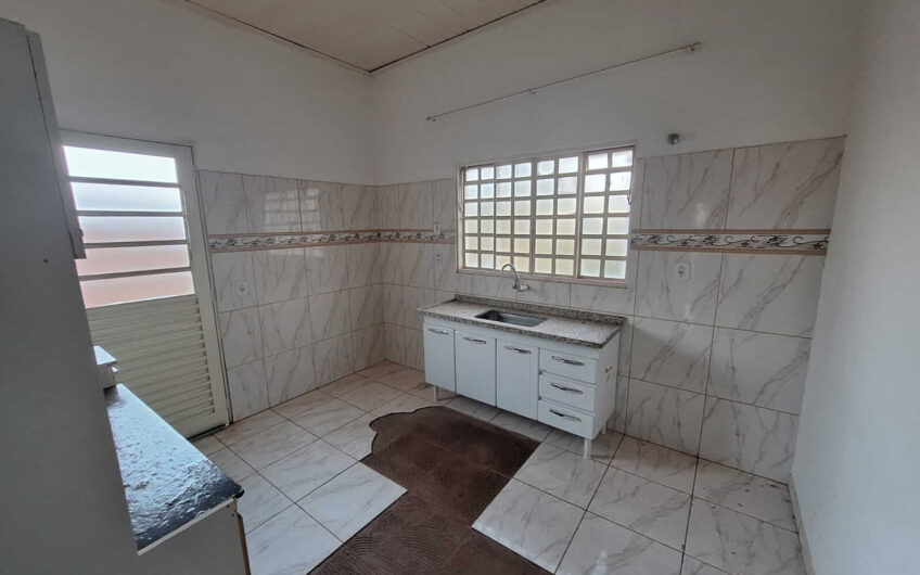 Casa à venda no Centro de Lucélia/SP