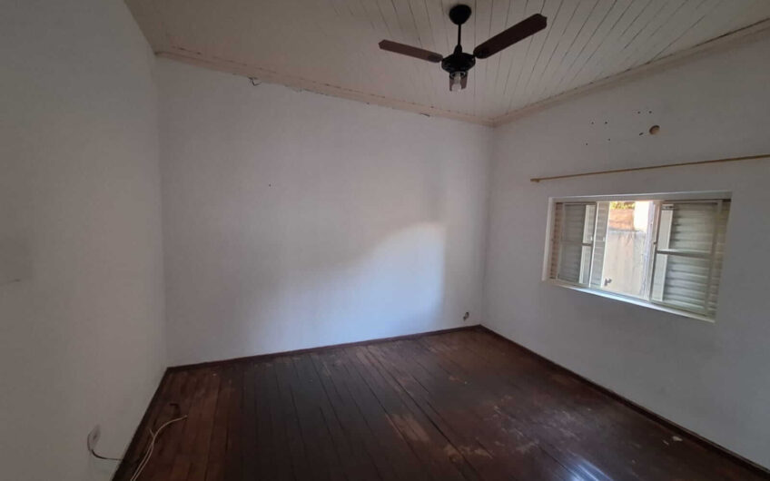 Casa à venda no Centro de Lucélia/SP