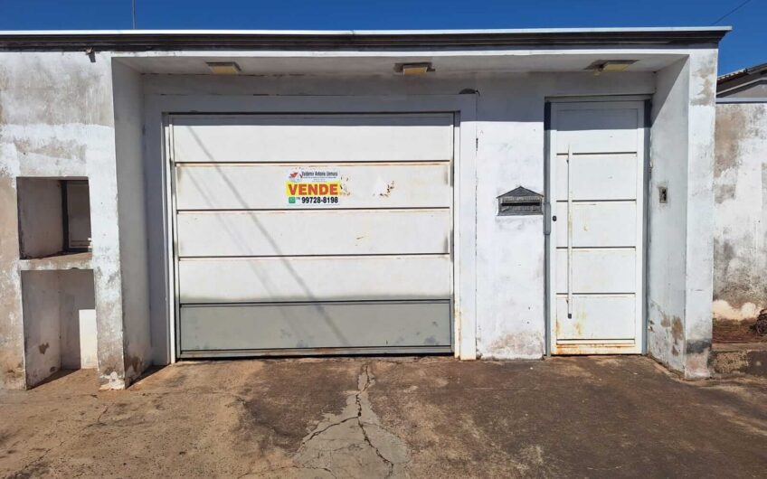 Imovel a venda na rua Padre Antônio Ribeiro Pinto em Lucélia-SP