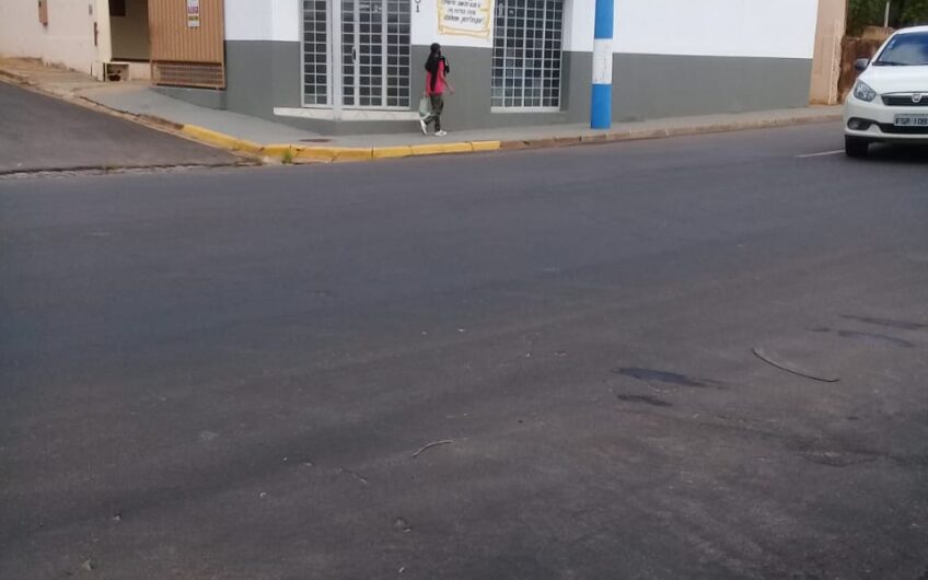 Vende-se Imóvel com potencial comercial e residencial no Centro de Osvaldo Cruz/SP