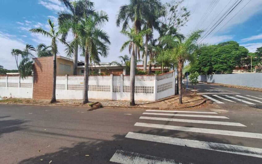 Vende-se imóvel Residencial no Centro de Lucélia – SP
