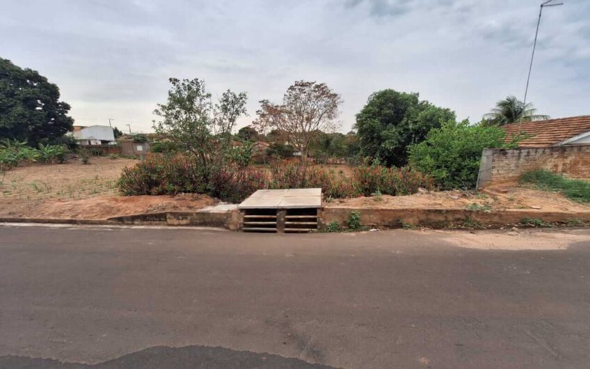Terreno urbano à venda em Lucélia