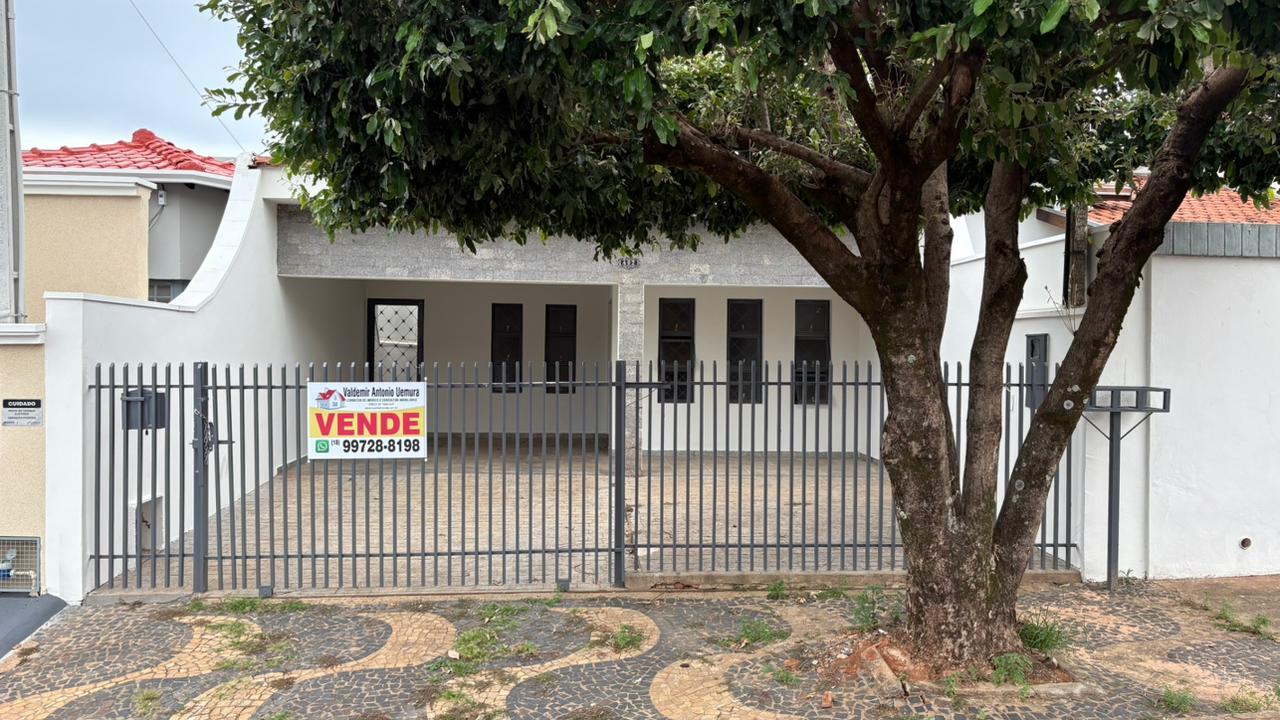 Imóvel residencial à venda no centro de Lucélia!