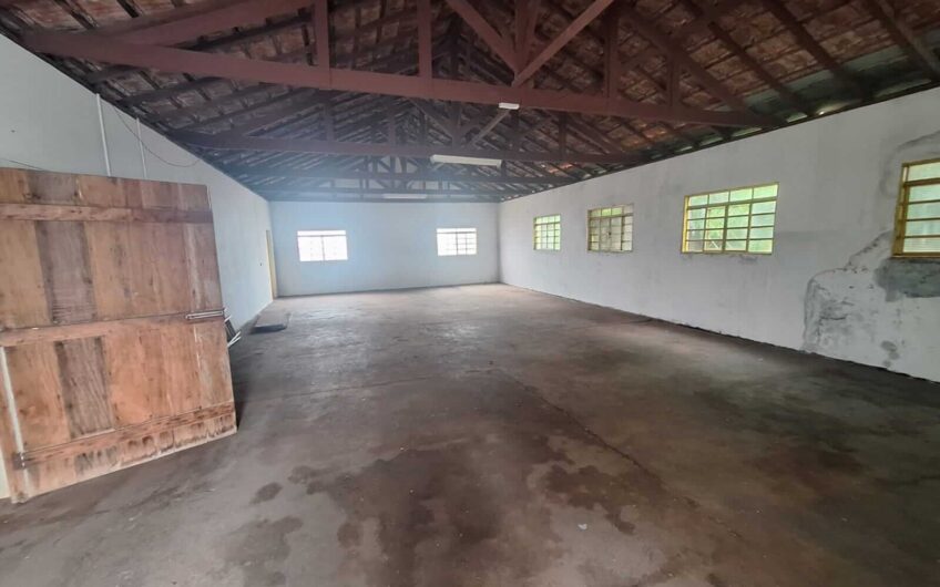 Prédio Comercial à Venda no Centro de Flórida Paulista-SP