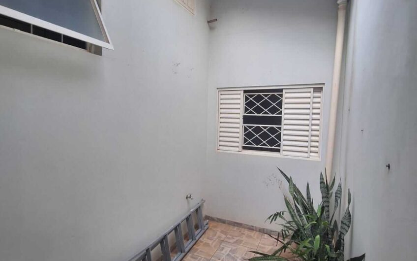 Casa à venda na Vila Rancharia em Lucélia SP