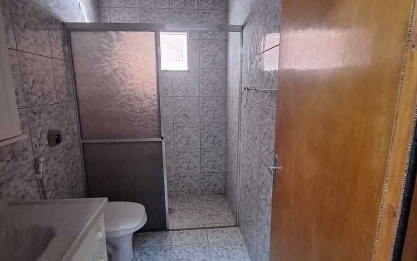 Vende-se Casa na rua Padre Antonio Ribeiro Pinto em Lucélia