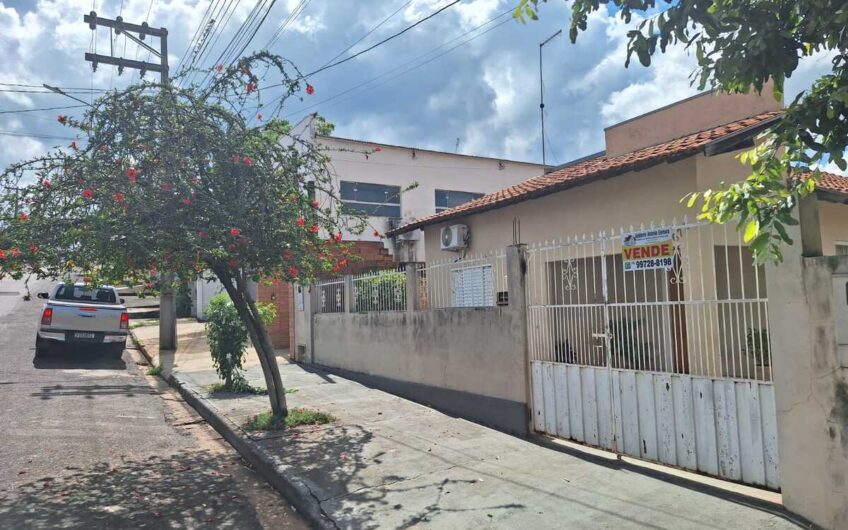 Imóvel residencial a venda em Adamantina-SP