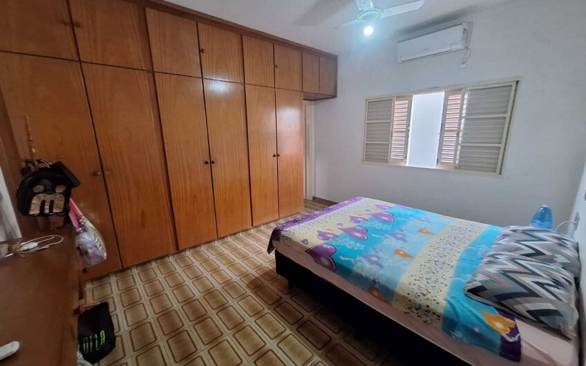 Vende-se imóvel residencial alto padrão em Lucélia-SP