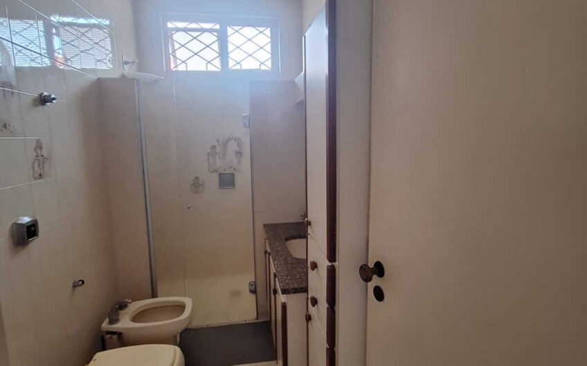 Vende-se imóvel residencial alto padrão em Lucélia-SP