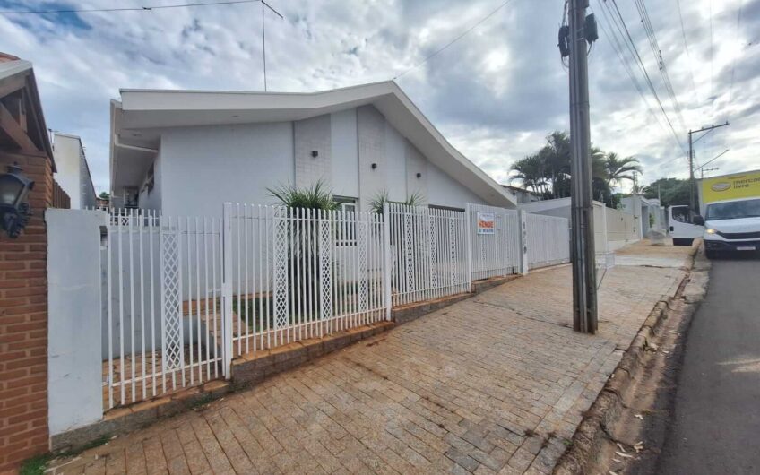 Vende-se imóvel residencial alto padrão em Lucélia-SP