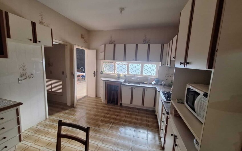 Vende-se imóvel residencial alto padrão em Lucélia-SP