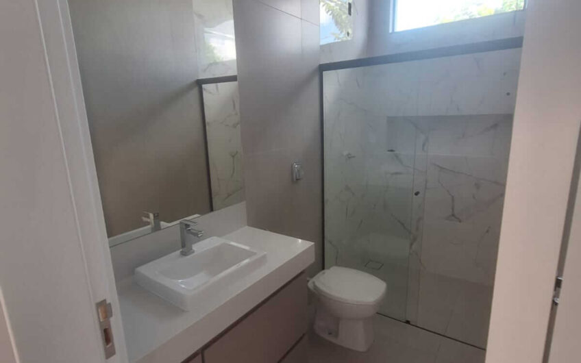 Vende-se Imóvel Alto Padrão em Localização Privilegiada – Adamantina/SP