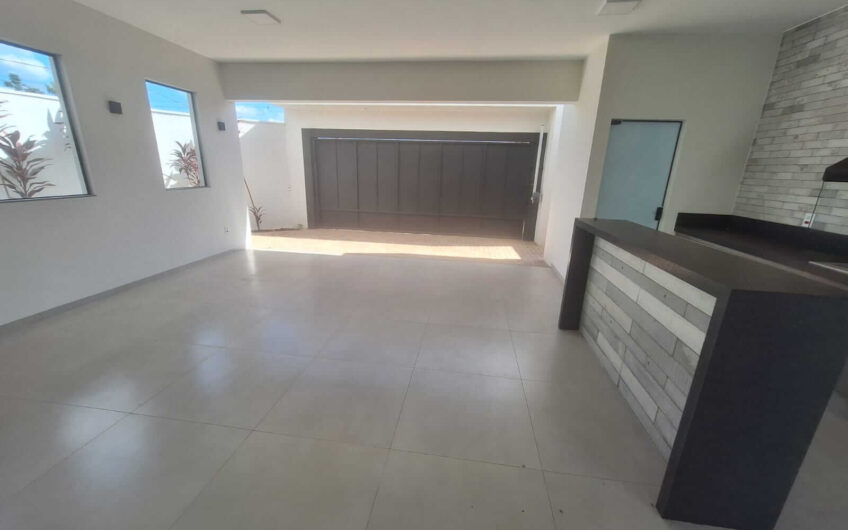 Vende-se Imóvel Alto Padrão em Localização Privilegiada – Adamantina/SP