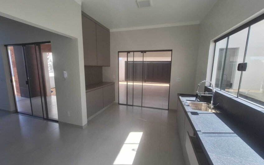 Vende-se Imóvel Alto Padrão em Localização Privilegiada – Adamantina/SP