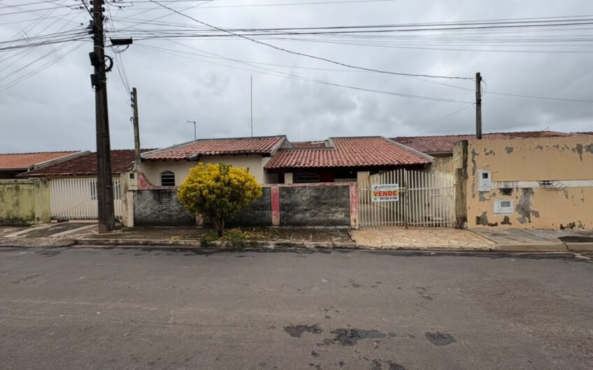 Vende-se Imóvel residencial na rua Kiyoshi Takei em Lucélia-SP