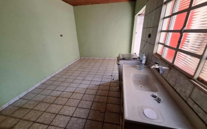 Vende-se Casa no bairro Nosso Teto 1 em Lucélia