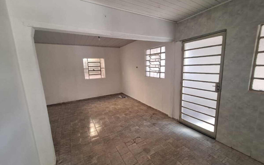 Vende-se Casa no bairro Nosso Teto 1 em Lucélia