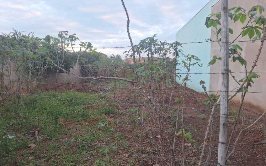 Vende-se Terreno de Esquina Loteamento parque dos sonhos