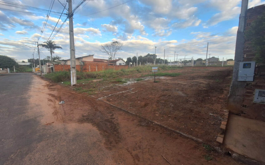 Vende-se Belíssimo terreno em Lucélia SP