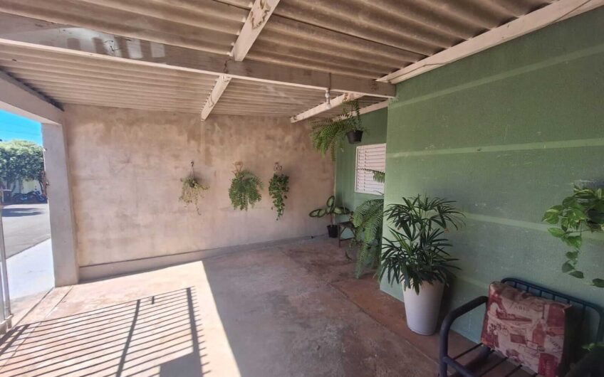 Casa à Venda no Bairro Santa Lúcia em Lucélia – SP